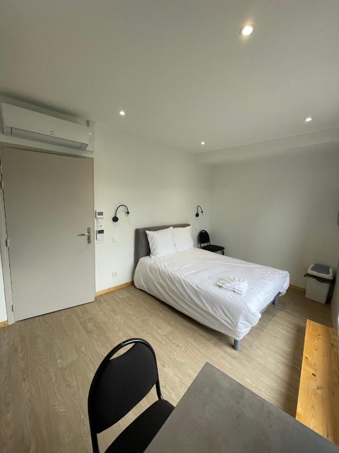 Le Salvador - Appart'Hotel De 18M2 A 44M2 La Talaudiere المظهر الخارجي الصورة
