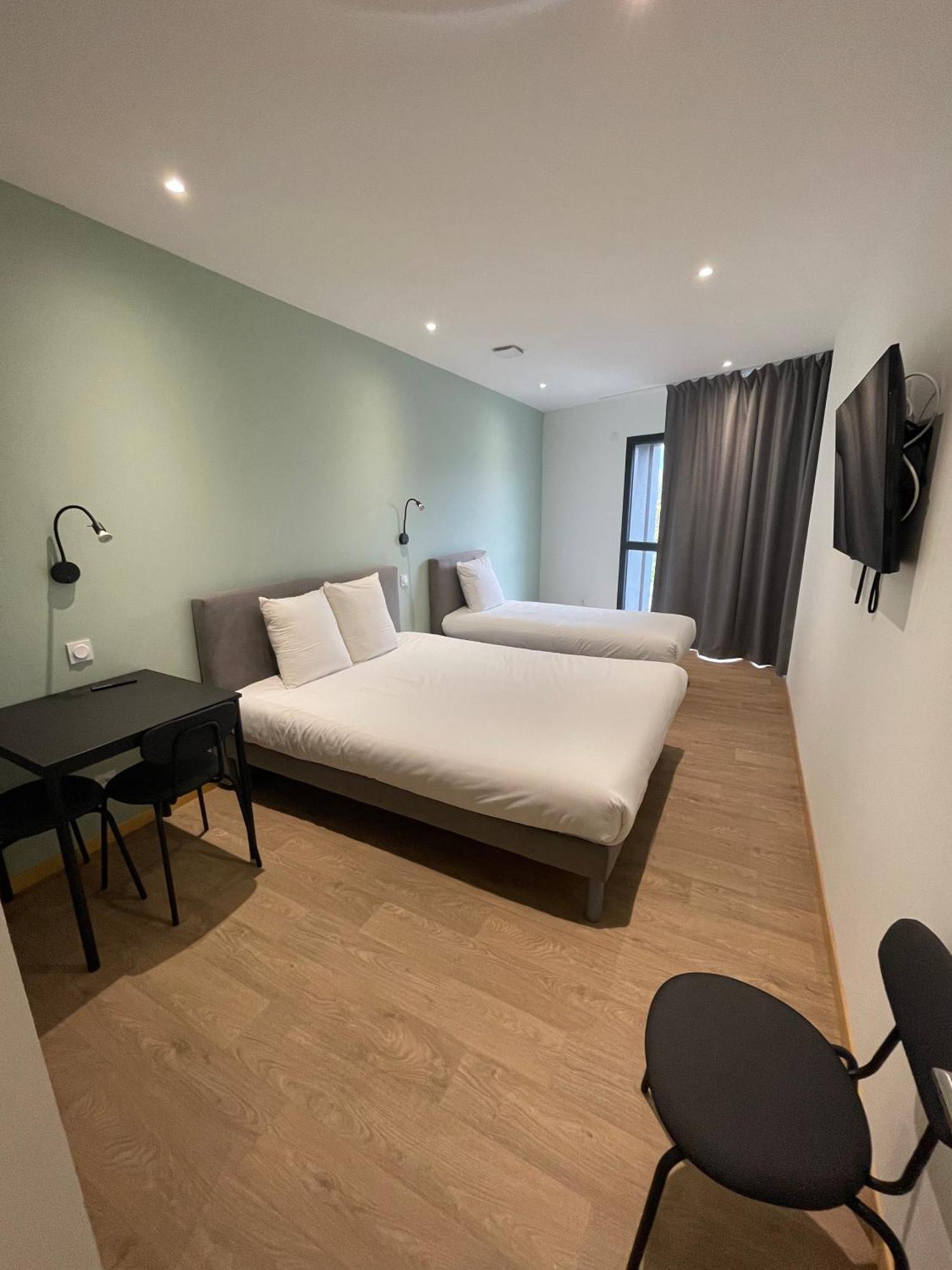 Le Salvador - Appart'Hotel De 18M2 A 44M2 La Talaudiere المظهر الخارجي الصورة